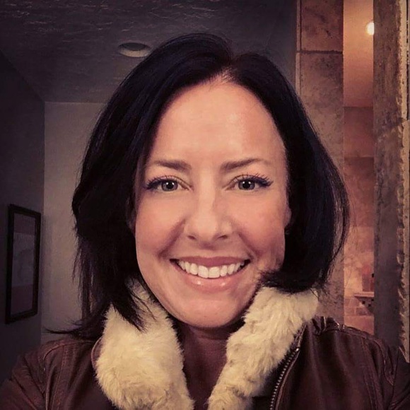 Meet your Posher, Jill - Picture 3 of 16